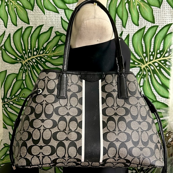Coach Handbags - 🖤COACH Signature black & gray tote or shoulder bag